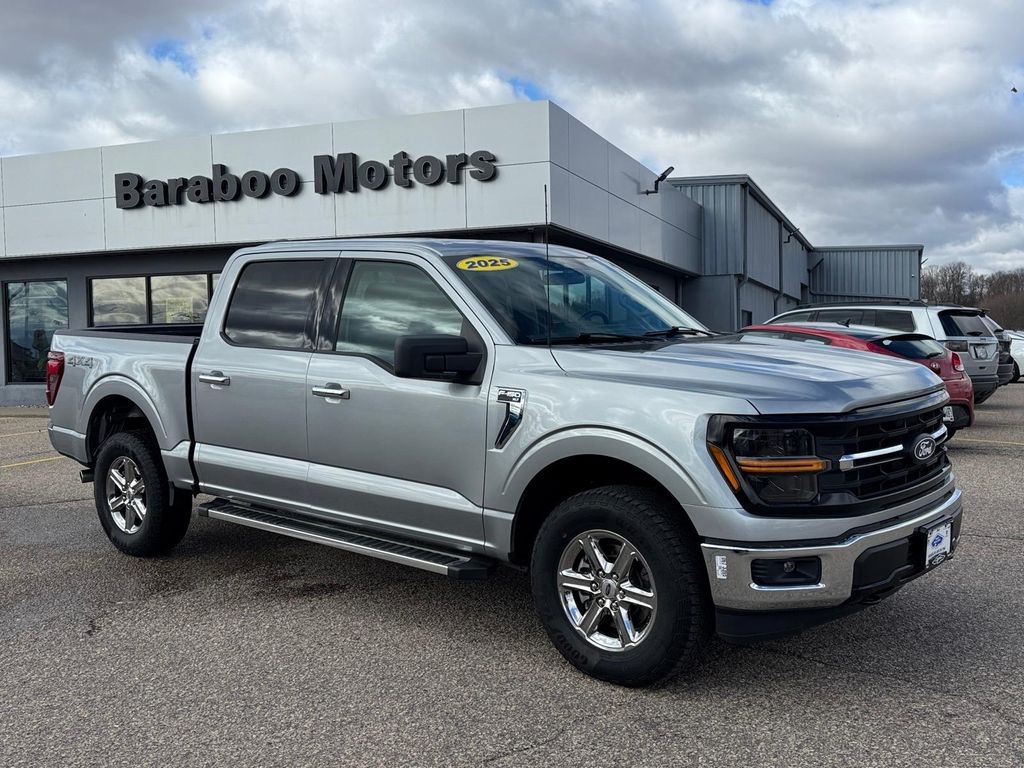 Silver Metallic 2025 Ford F-150 XLT SuperCrew 4WD Pickup Truck Four-Wheel Drive Automatic