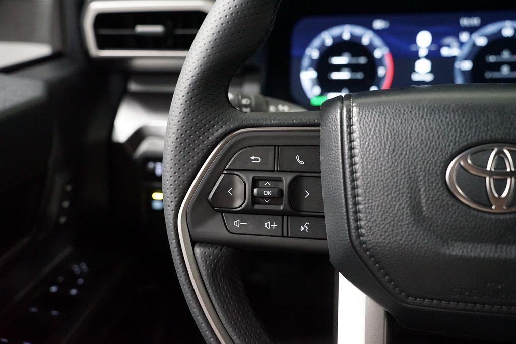 Thumbnail: 2026 Toyota 4Runner - 15