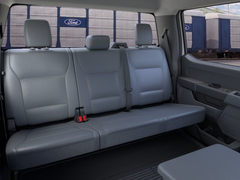 New 2026 Oxford White Ford XL image 11