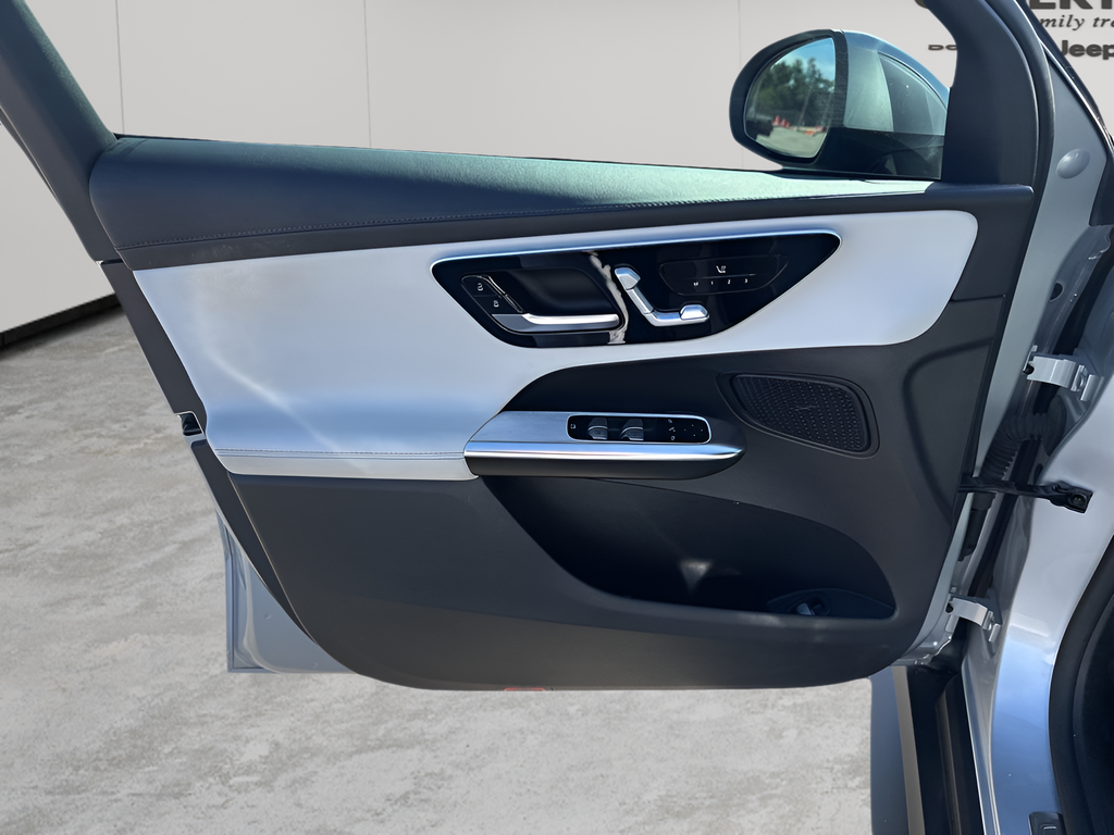 Used Car 2024 Mercedes-benz Glc  Glc 300 For Sale Under $40,000 In Austin, Texas