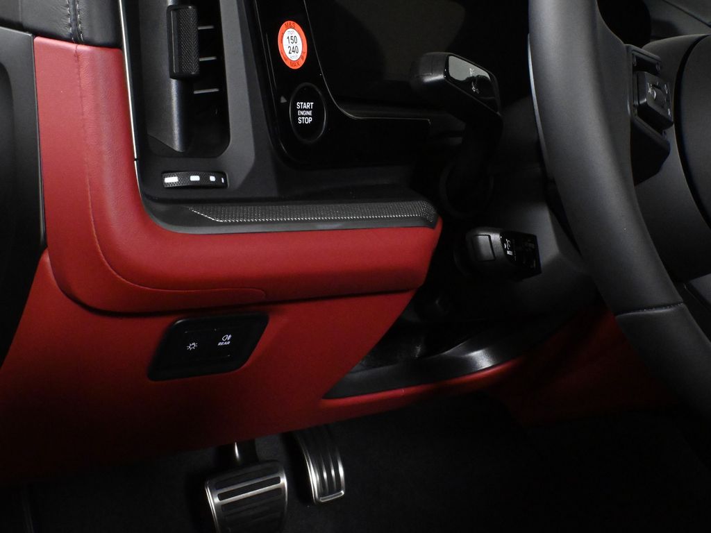 Thumbnail: 2026 Porsche Cayenne - 29