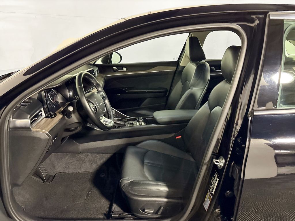 2022 Kia K5 EX