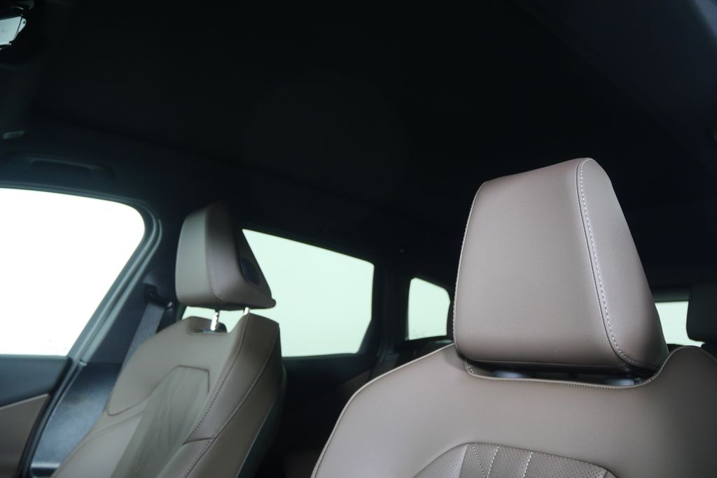 Thumbnail: 2026 BMW X3 - 11