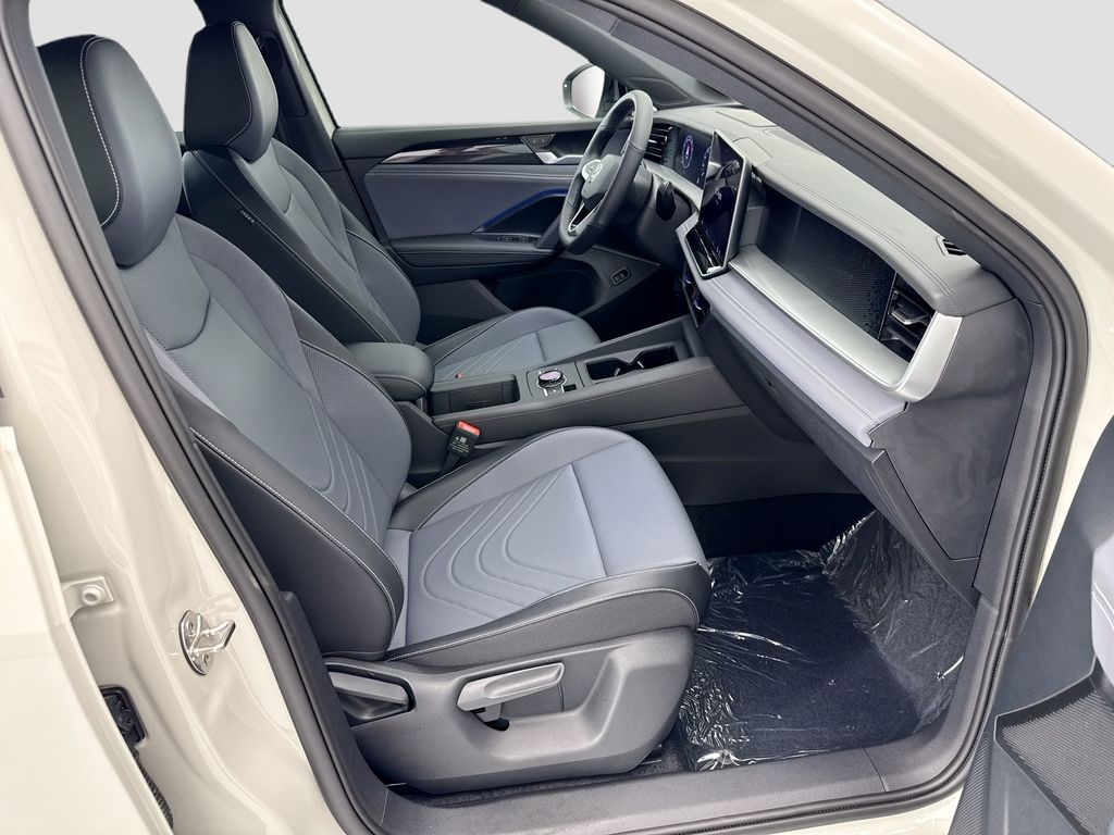 Thumbnail: 2026 Volkswagen Tiguan - 18