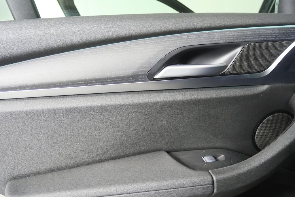 Thumbnail: 2023 BMW X3 - 13