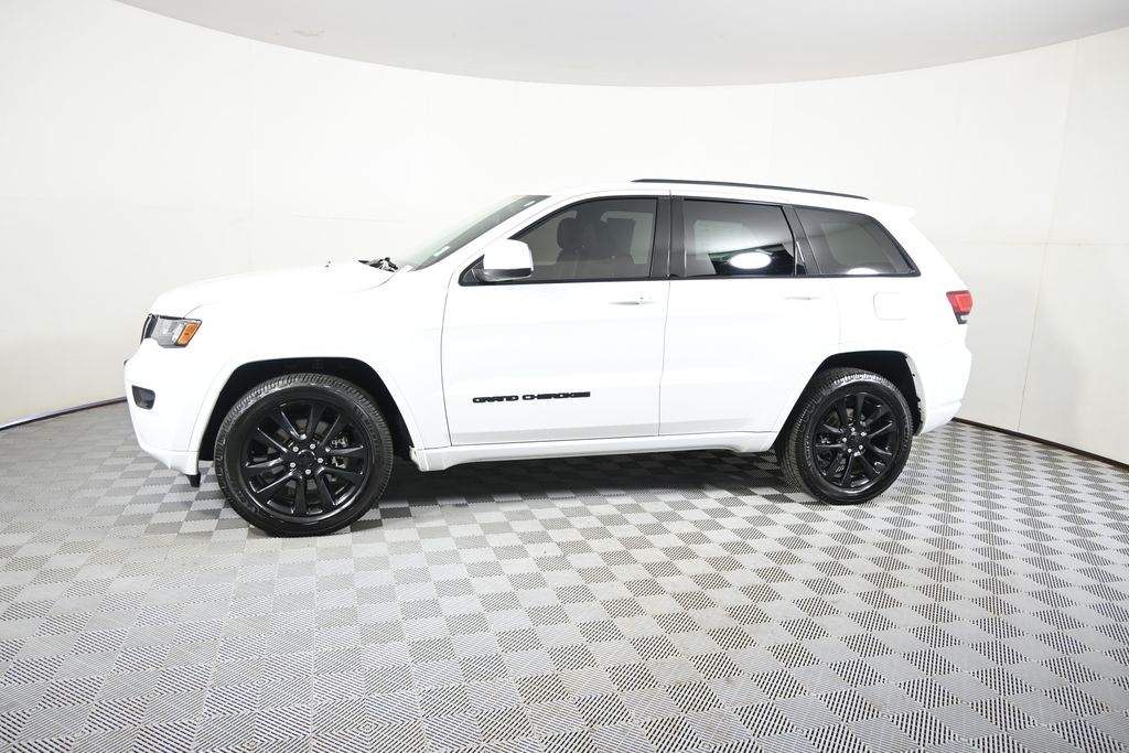 Used 2021 Jeep Grand Cherokee Laredo X with VIN 1C4RJFAG0MC873559 for sale in Forest Lake, Minnesota