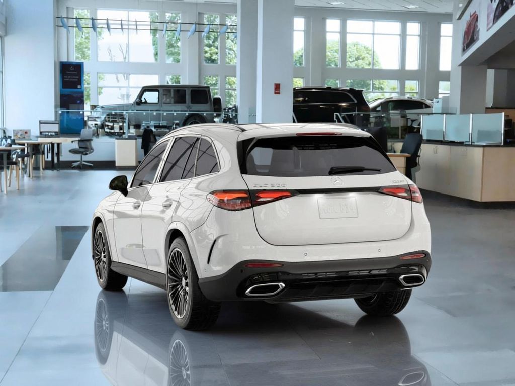 Thumbnail: 2026 Mercedes-Benz GLC - 26