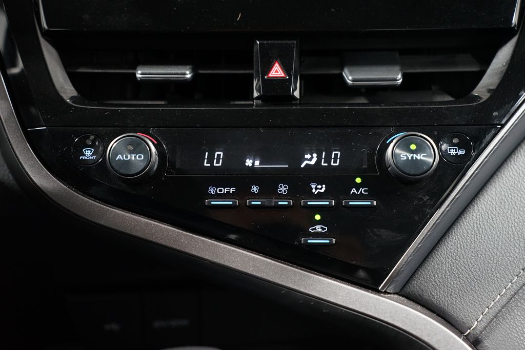 2023 Toyota Camry SE 20