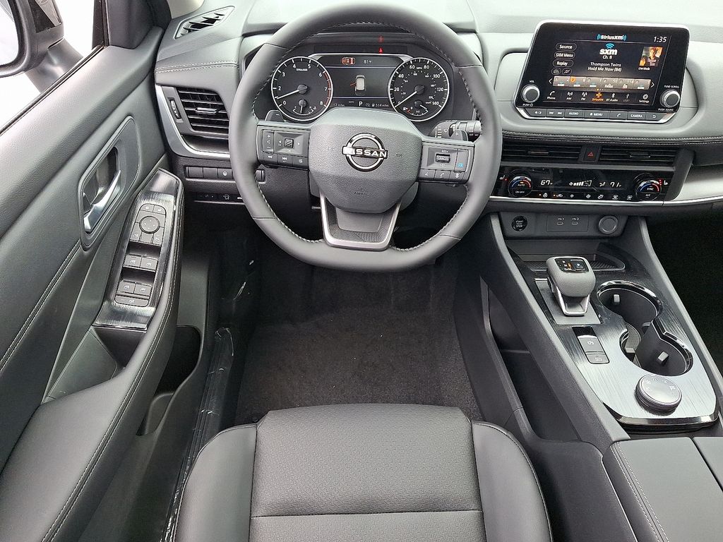2026 Nissan Rogue — photo 7