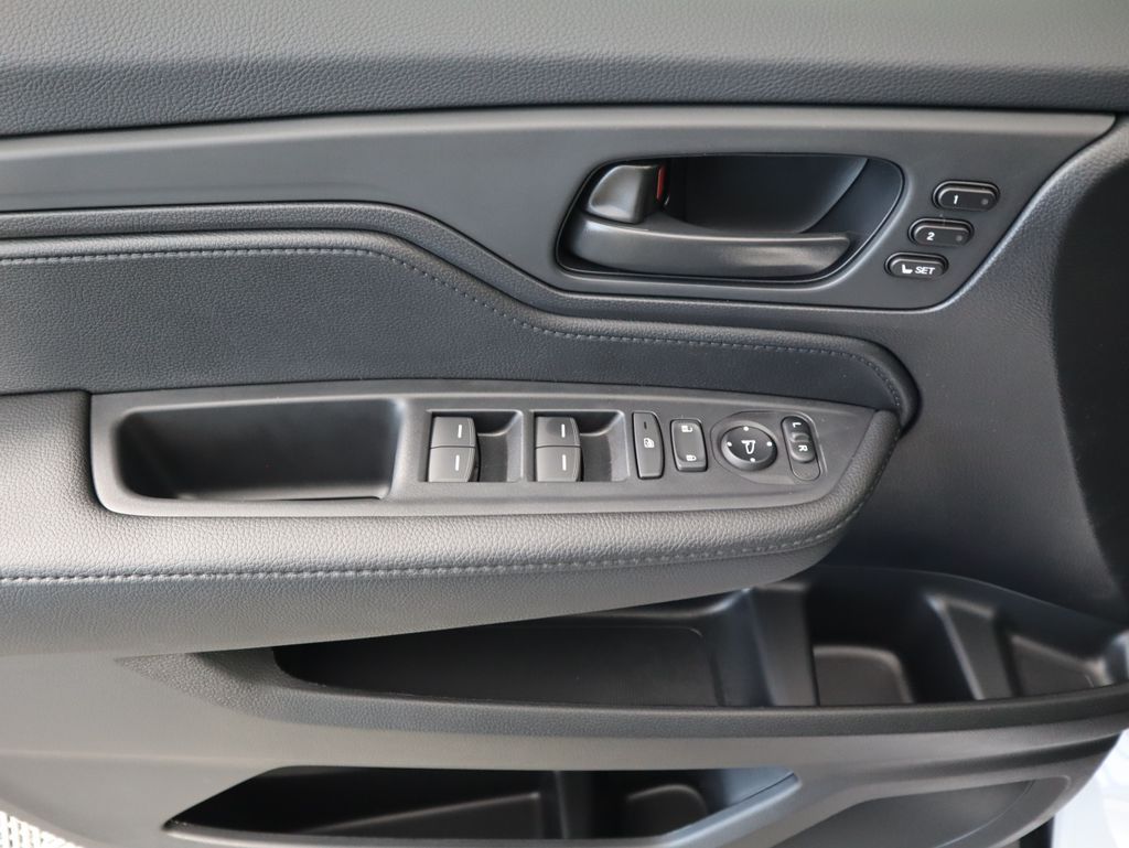 Thumbnail: 2026 Honda Odyssey - 24