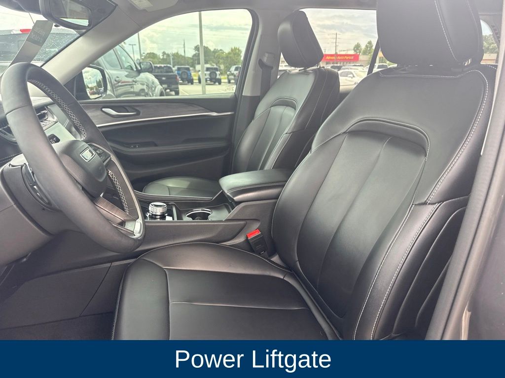 2023 Jeep Grand Cherokee Limited 4x2