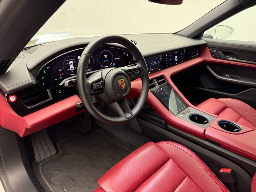 Thumbnail: 2023 Porsche Taycan - 4