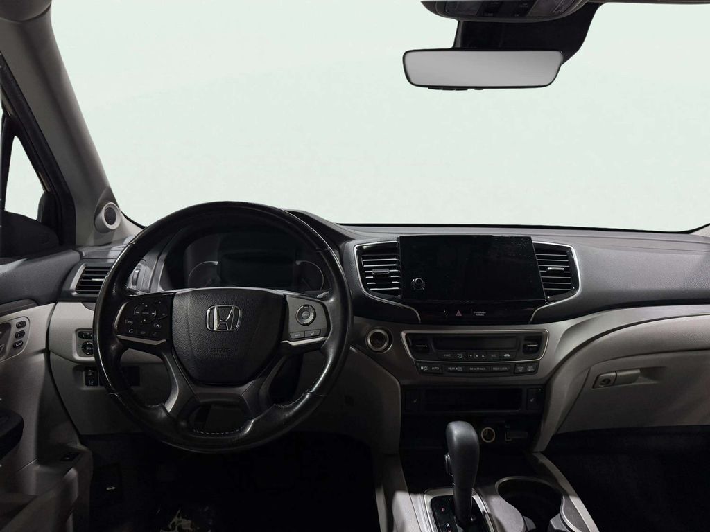 Certified Used 2019 Modern Steel Metallic Honda EX-L image 11
