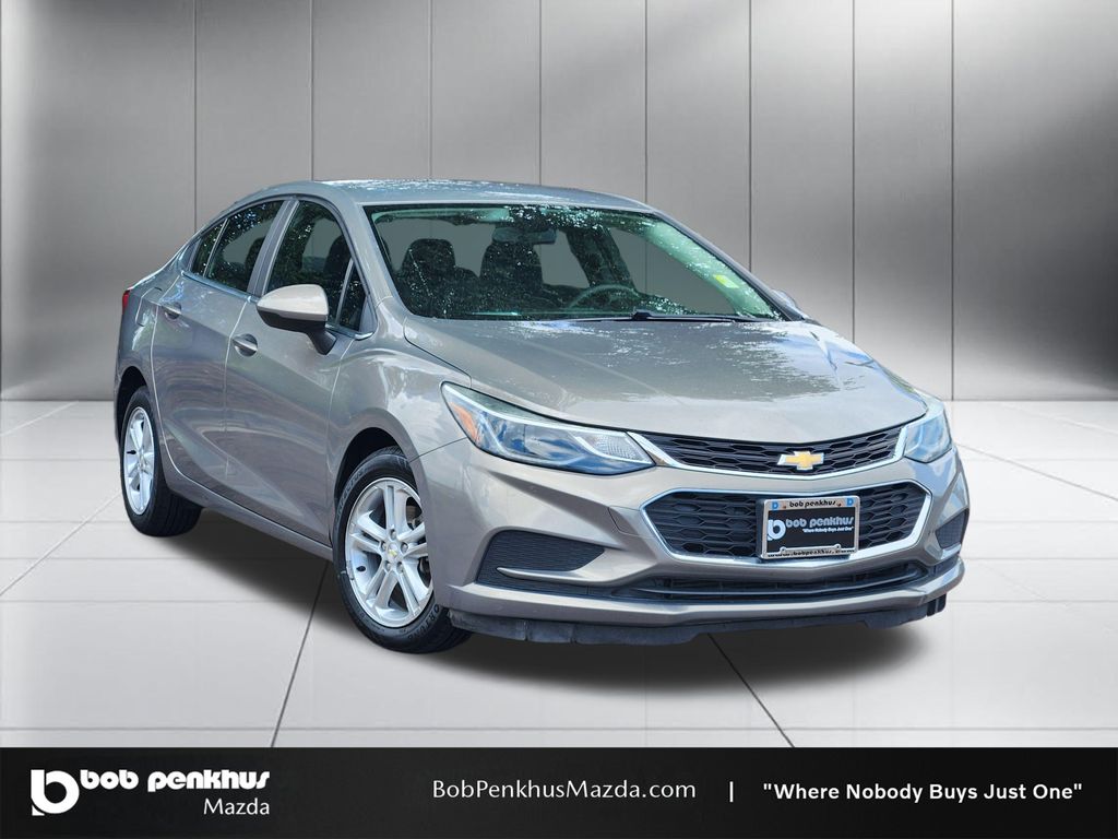 2018 Chevrolet Cruze LT Sedan FWD