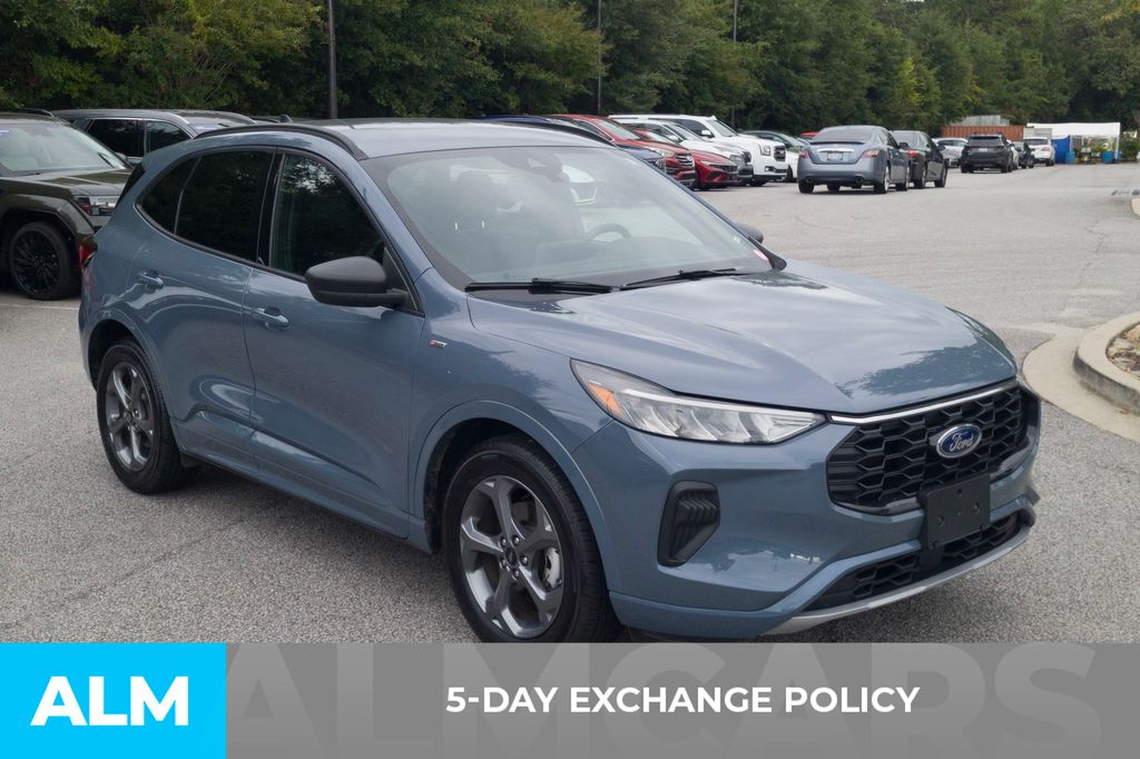2024 Ford Escape ST-Line photo 3