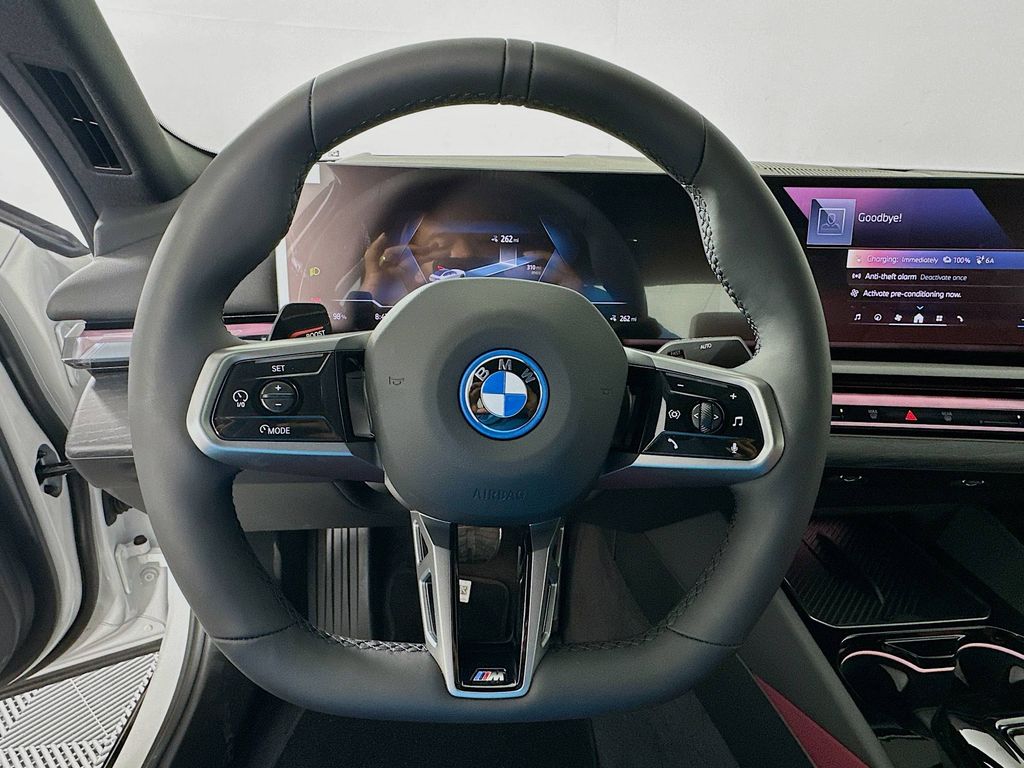 Thumbnail: 2026 BMW i5 - 10