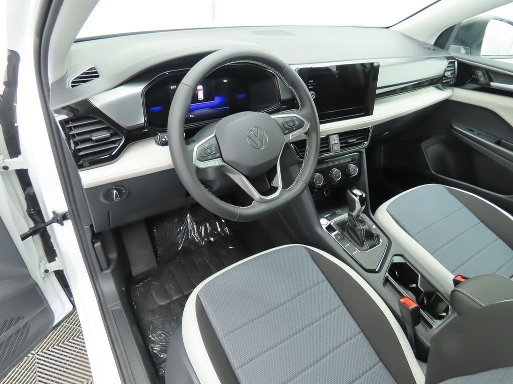 Thumbnail: 2026 Volkswagen Taos - 9