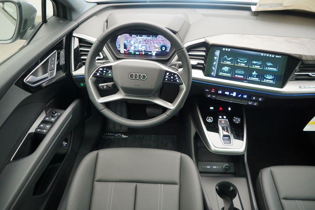 2024 Audi Q4 e-tron  12