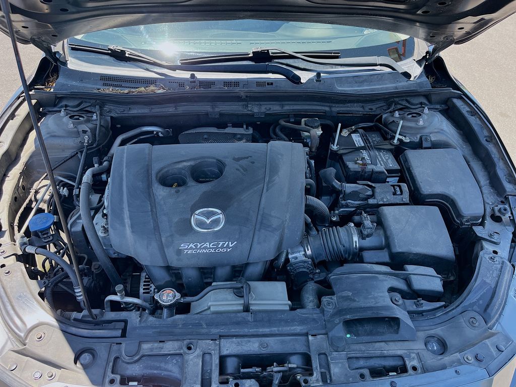 Used 2018 Gray Mazda Touring image 31
