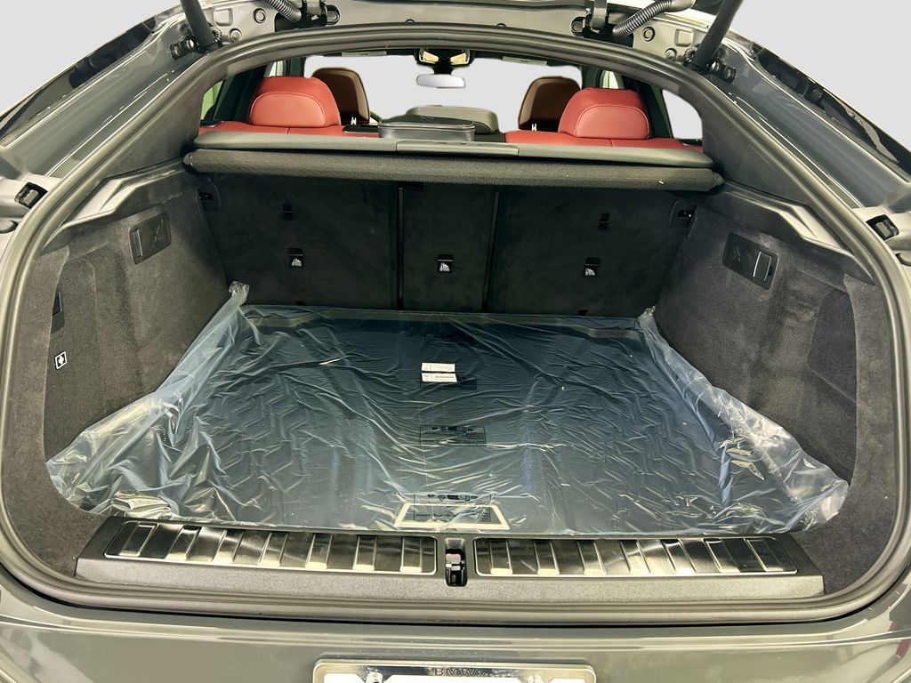 Thumbnail: 2026 BMW X6 - 27