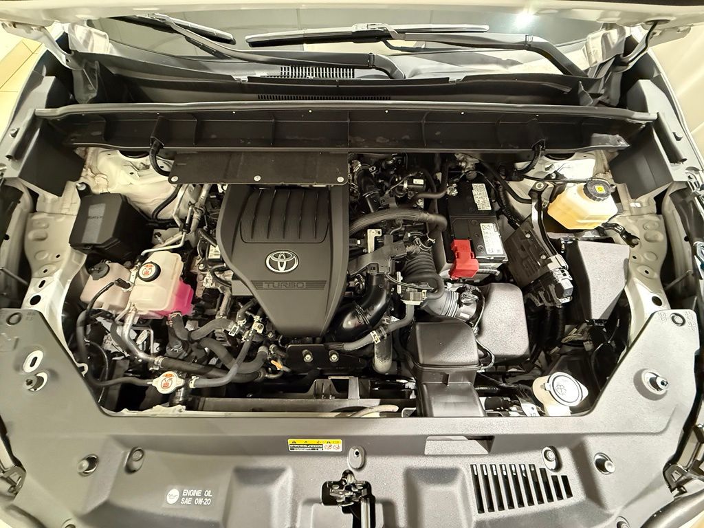 Thumbnail: 2023 Toyota Highlander - 10