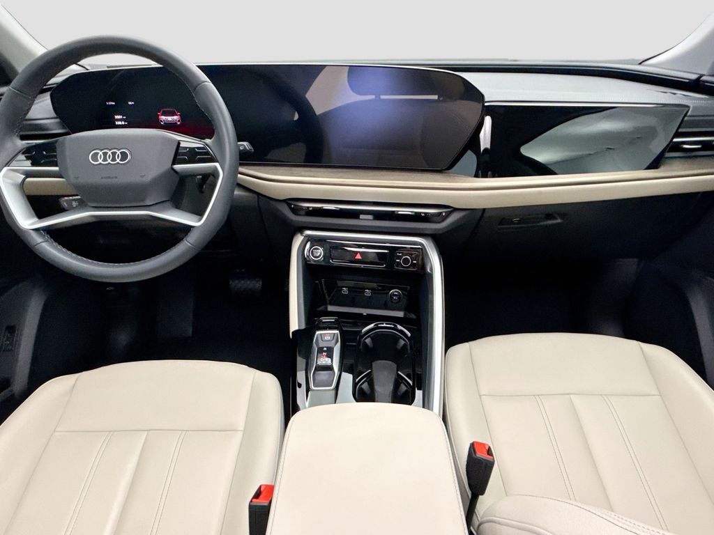 Thumbnail: 2025 Audi Q5 - 13