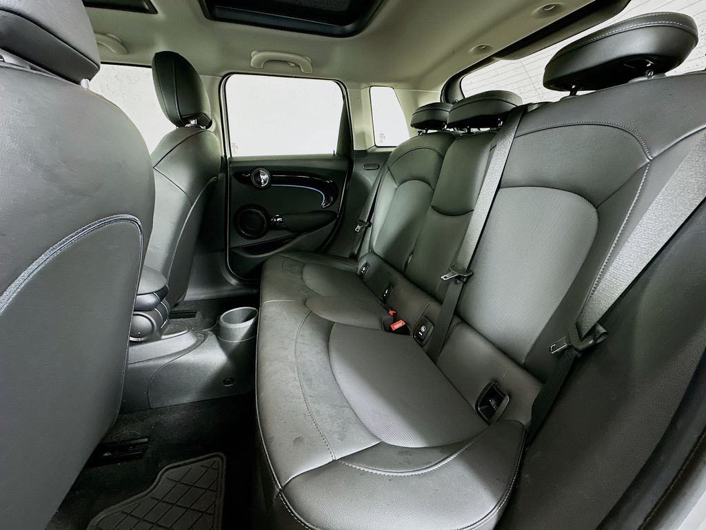 Thumbnail: 2023 MINI Cooper - 26