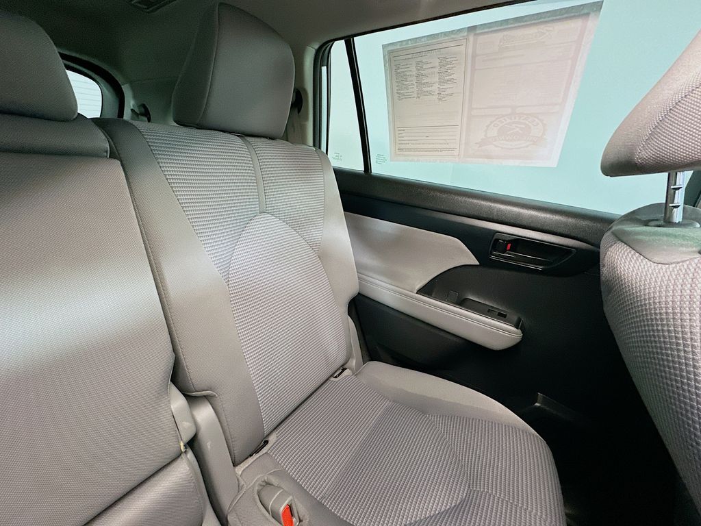 ToyotaHighlander14