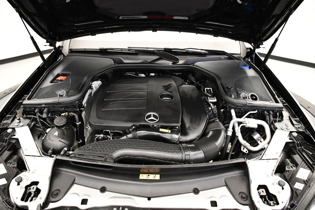 Thumbnail: 2022 Mercedes-Benz E-Class - 11