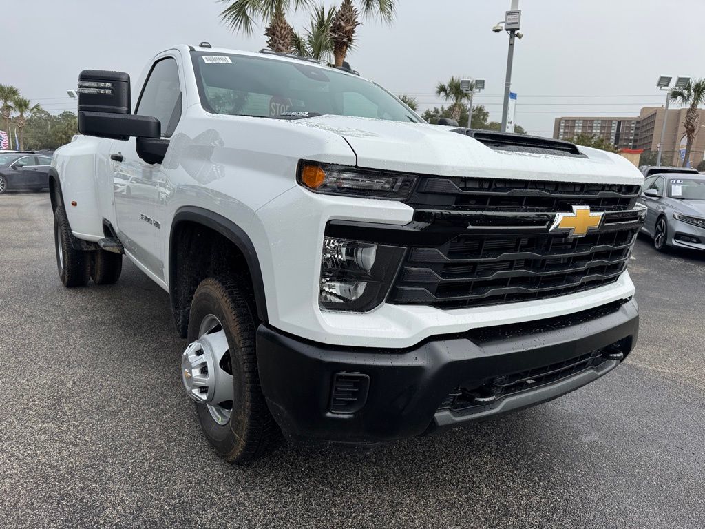 2025 Chevrolet Silverado 3500HD Work Truck 10