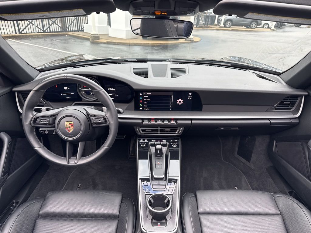2023 Porsche 911 Carrera photo