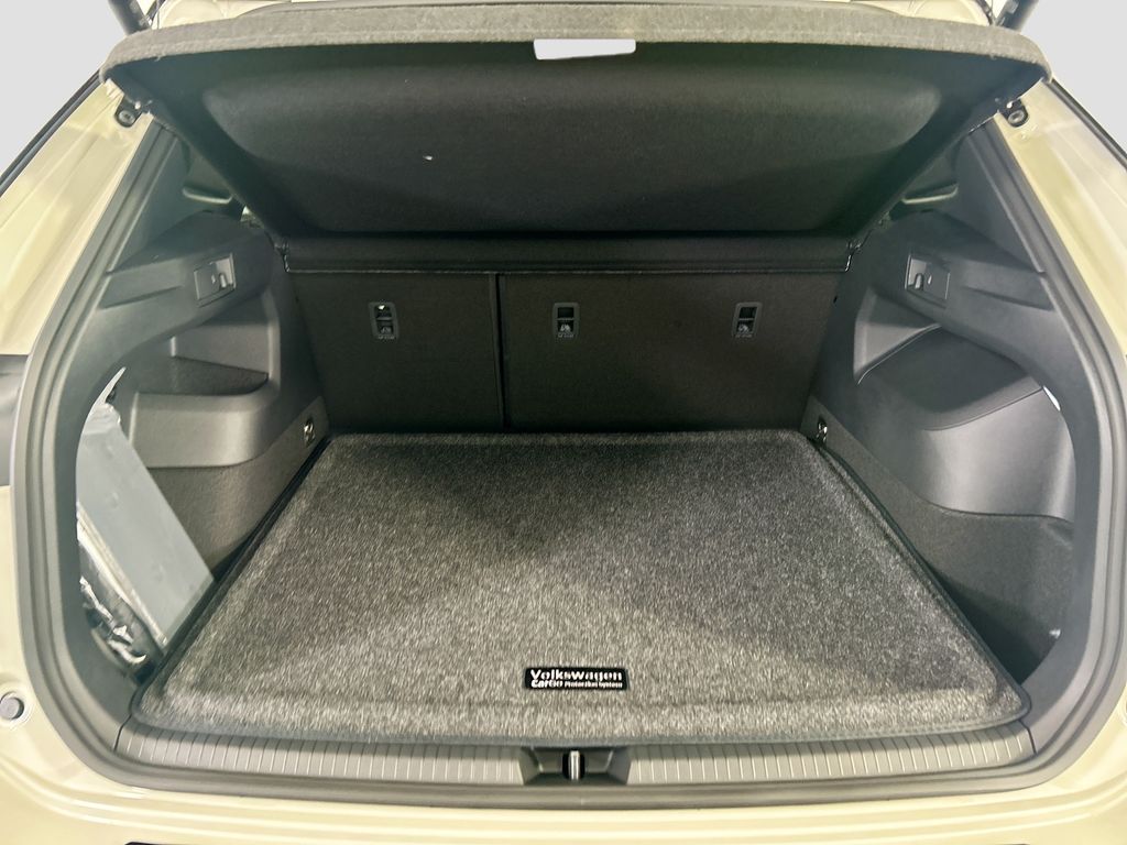 Thumbnail: 2026 Volkswagen Tiguan - 26