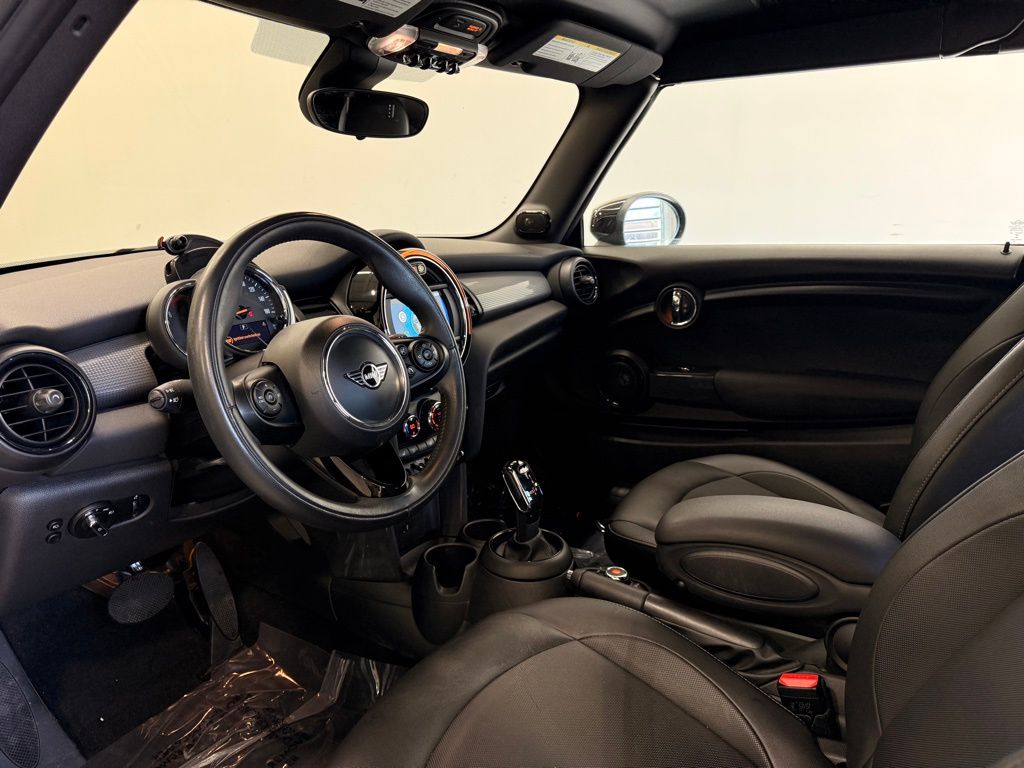 Thumbnail: 2020 MINI Cooper - 11