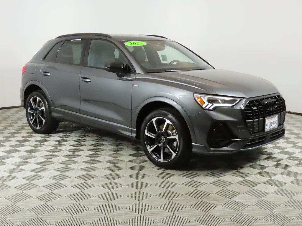 Thumbnail: 2025 Audi Q3 - 7