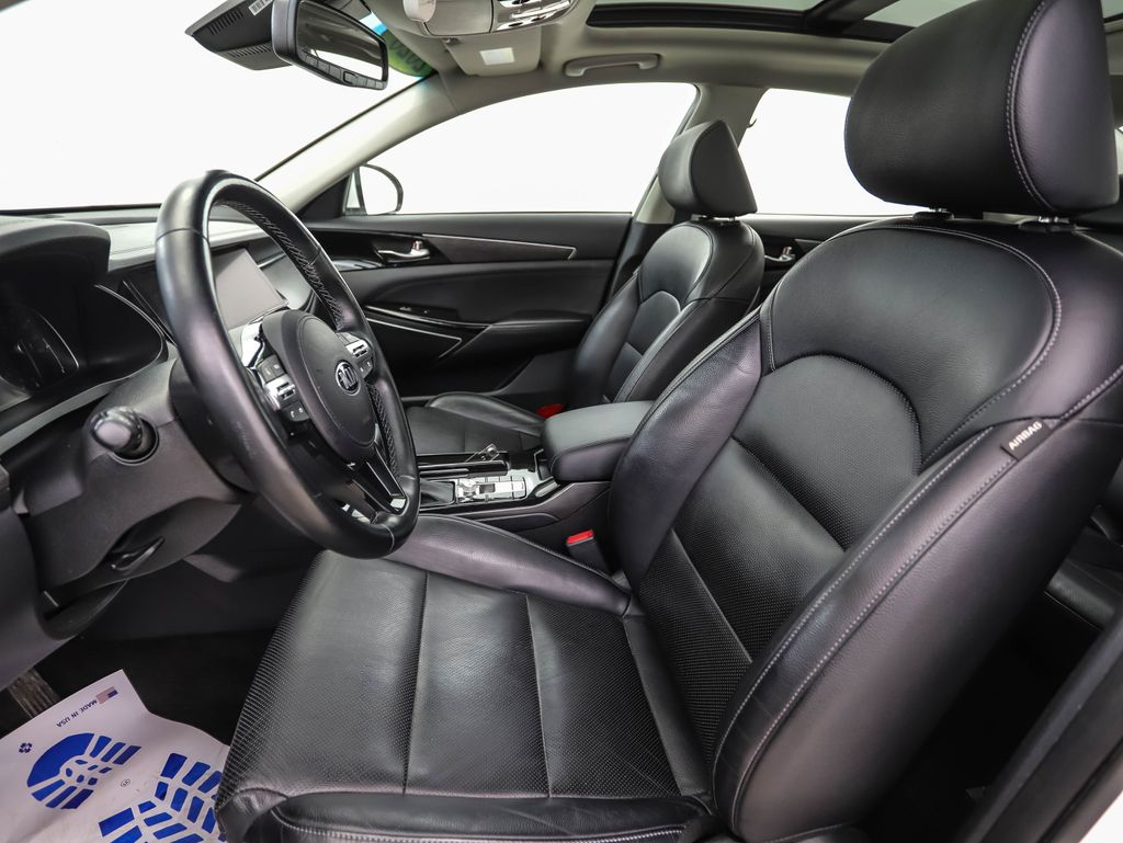 Thumbnail: 2020 Kia Cadenza - 11