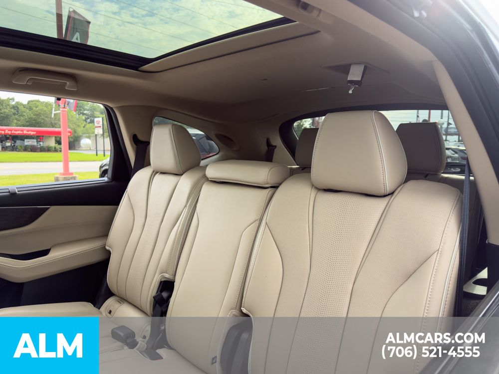 Used 2024 Platinum White Pearl Acura Advance image 9