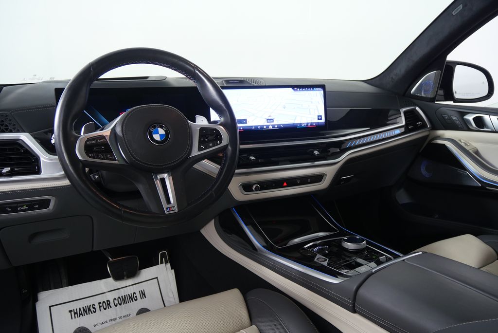Thumbnail: 2024 BMW X7 - 22
