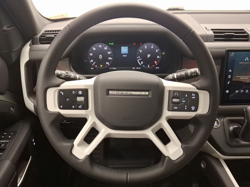 Thumbnail: 2025 Land Rover Defender - 14