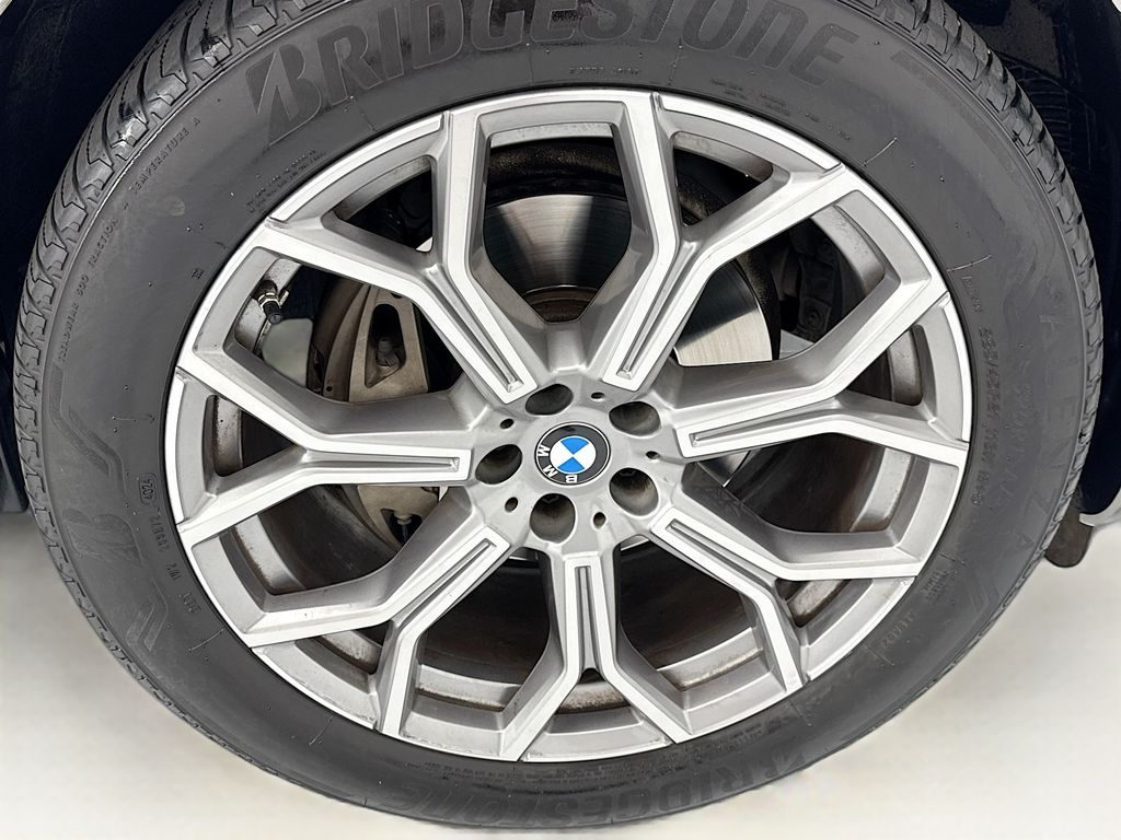 Thumbnail: 2021 BMW X7 - 31