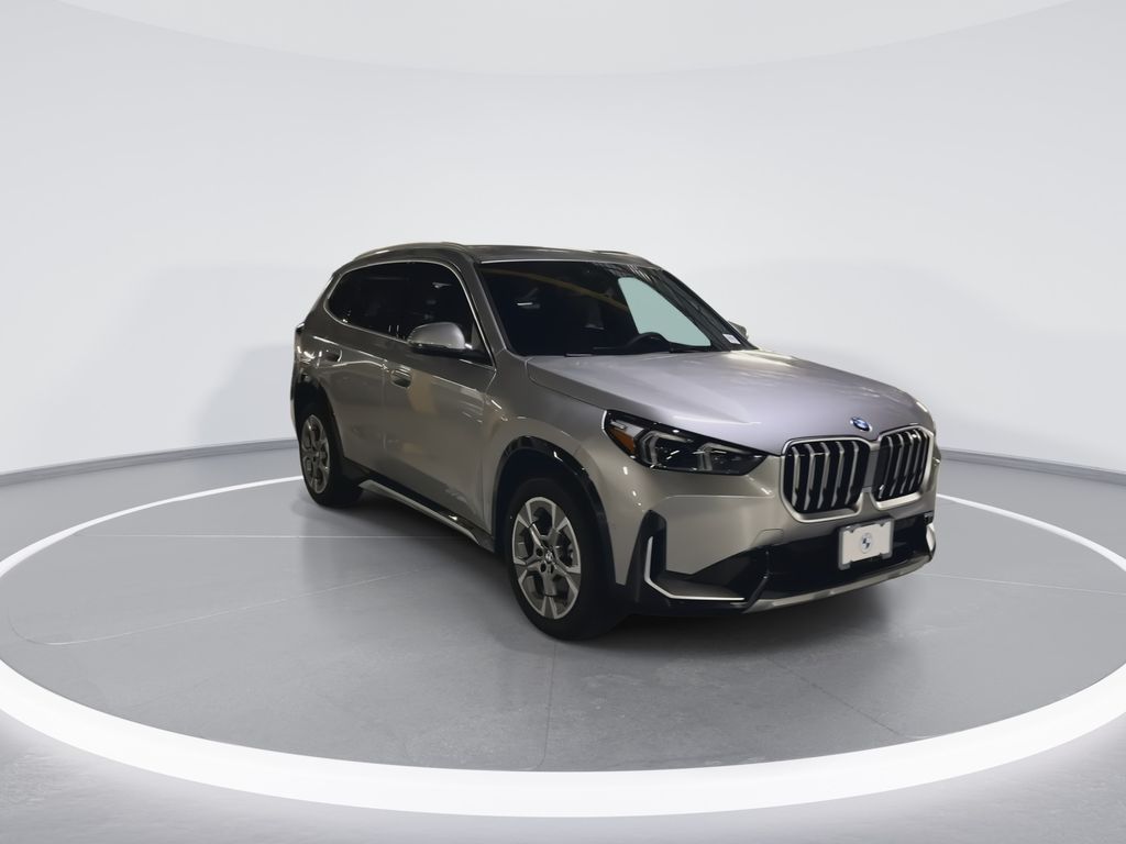 Thumbnail: 2026 BMW X1 - 2
