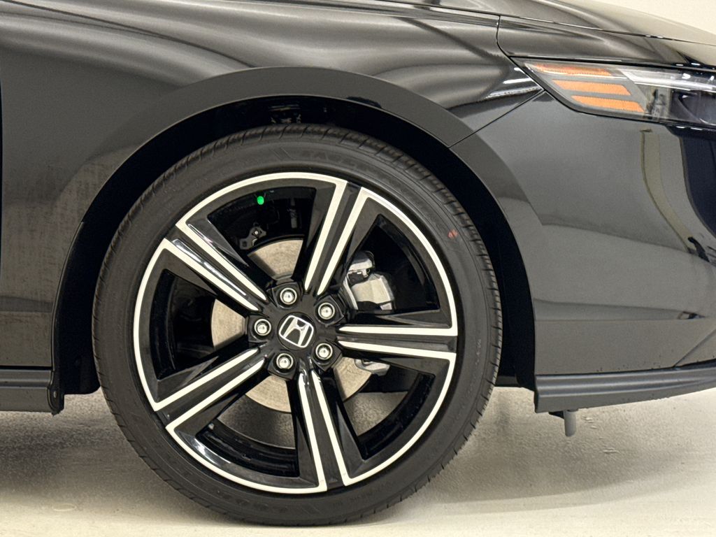 New 2026 Black Honda SE image 6