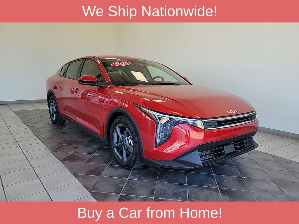 2025 Kia K4 LXS FWD