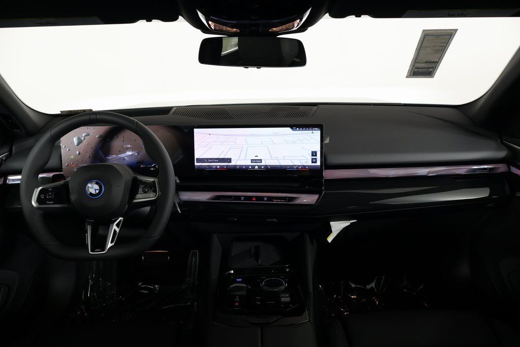 2025 BMW i5 xDrive40 4