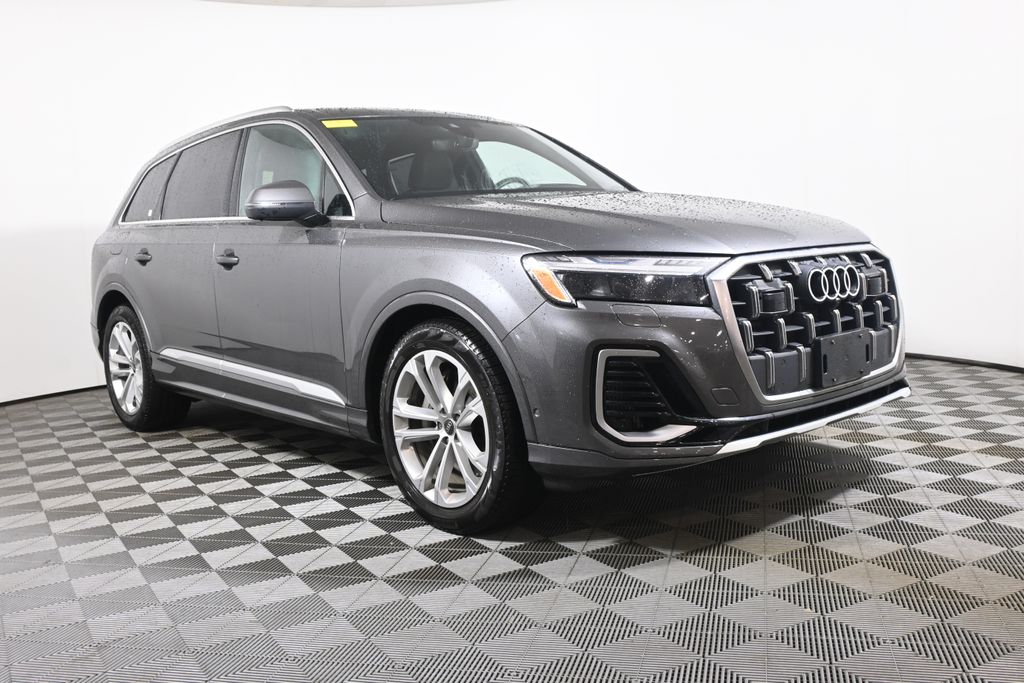 Thumbnail: 2025 Audi Q7 - 9