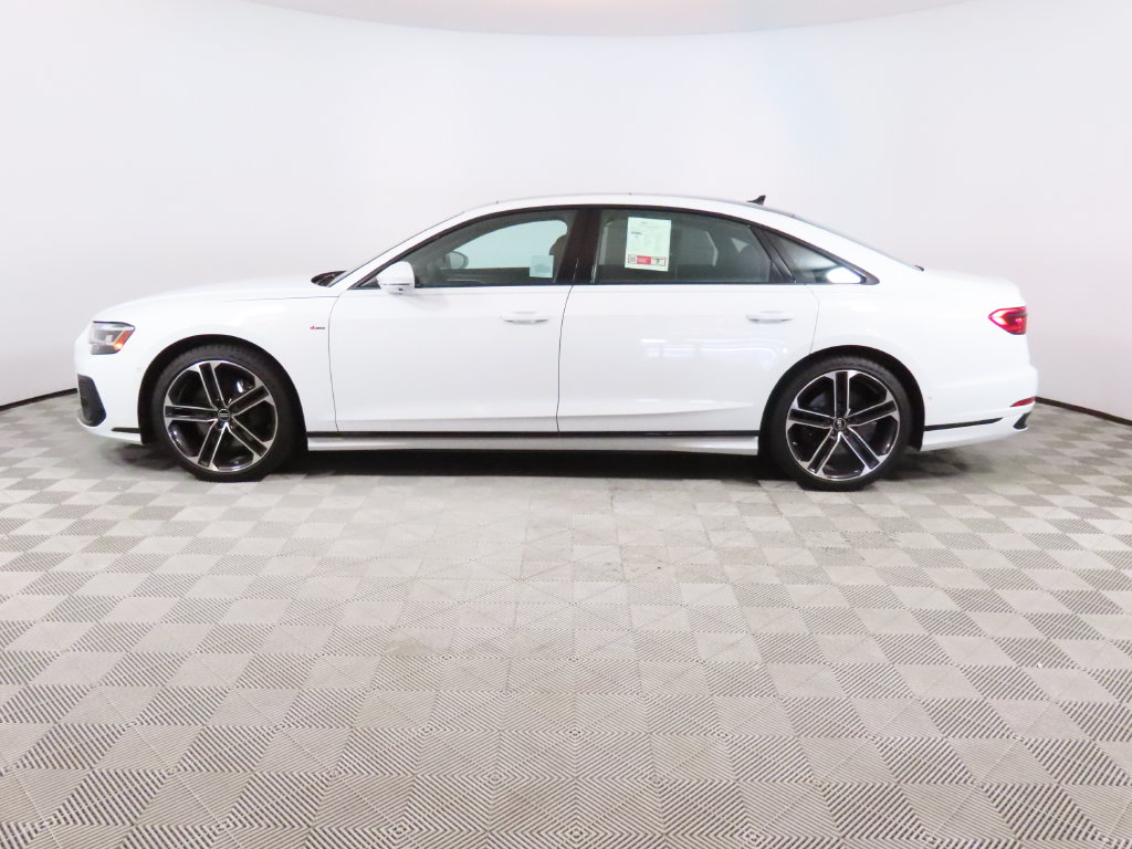 Thumbnail: 2025 Audi A8 - 2