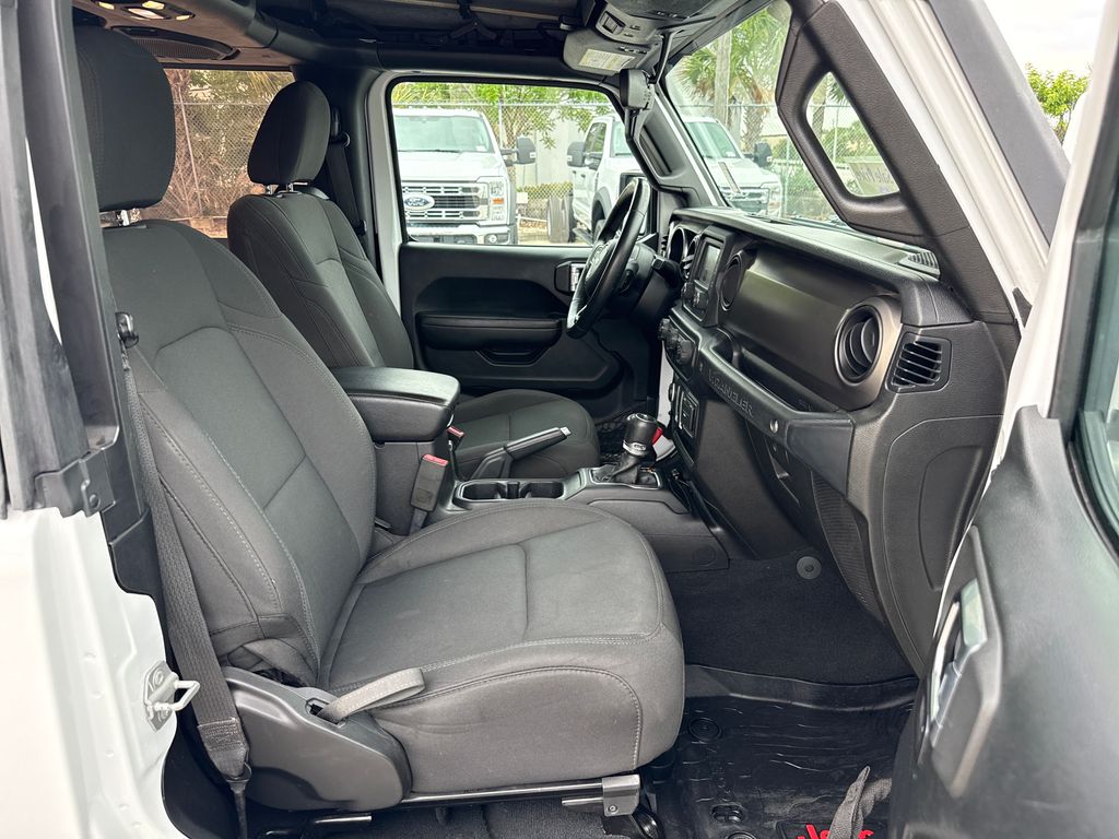 Certified Used 2019 White Jeep Sport S image 23