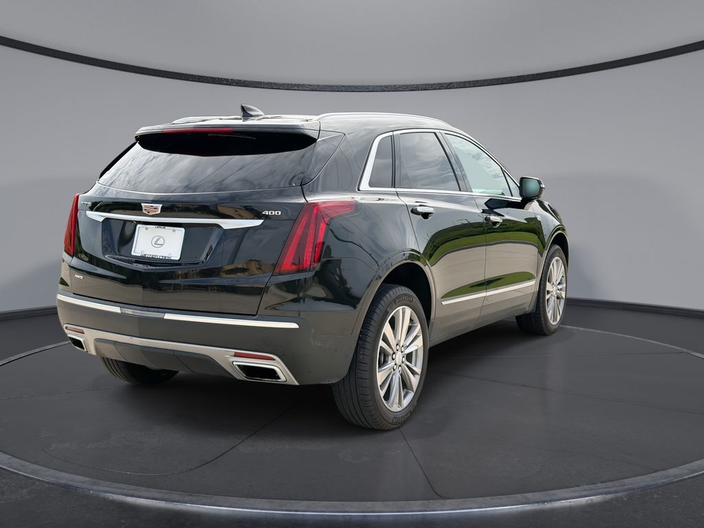 Thumbnail: 2024 Cadillac XT5 - 11