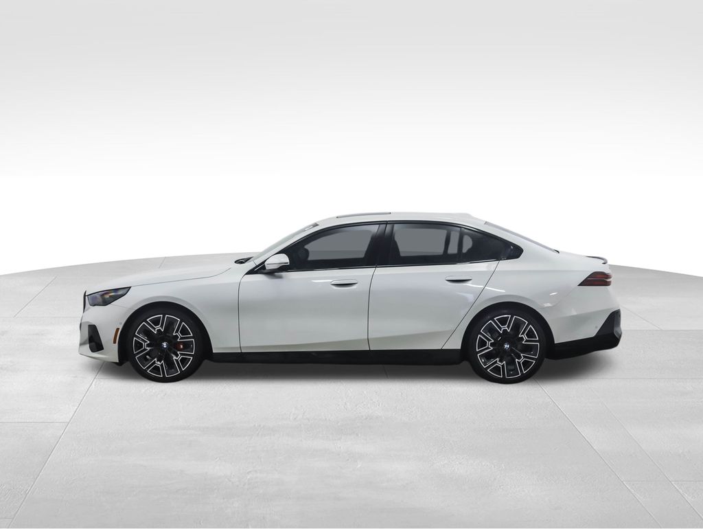 Thumbnail: 2026 BMW i5 - 2