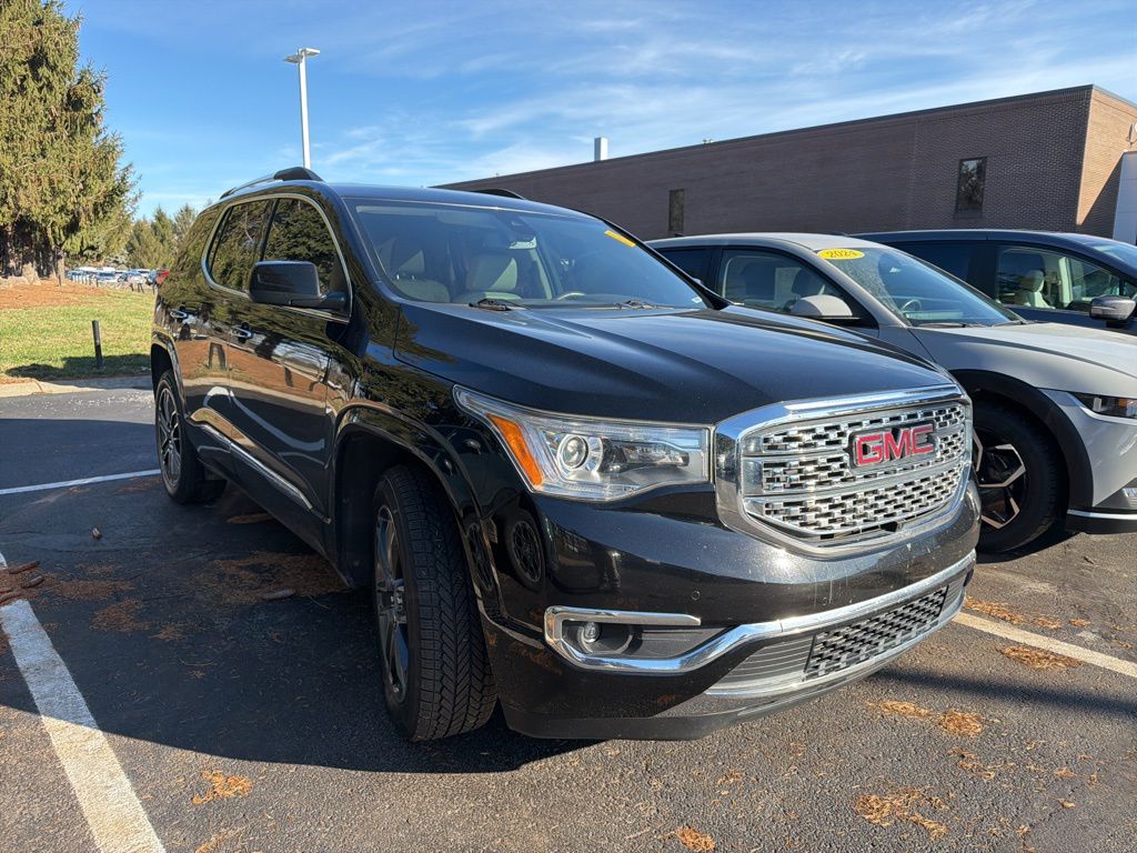 Thumbnail: 2017 GMC Acadia - 4