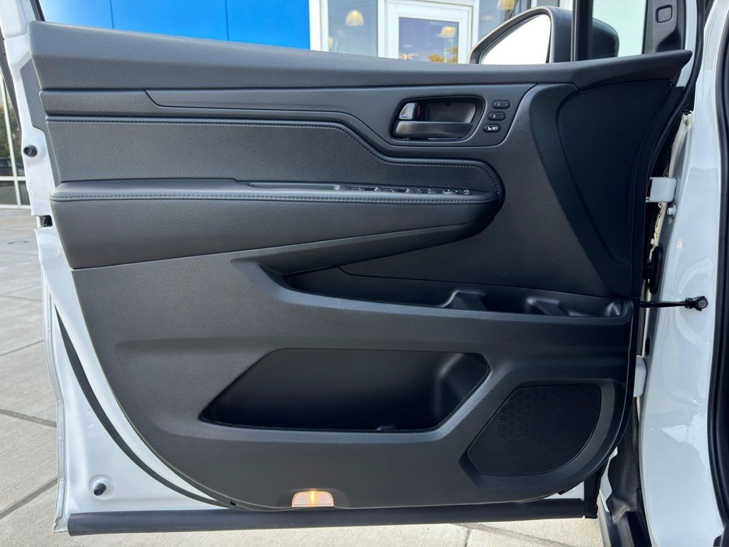 2023 Honda Odyssey EX-L White at Community Honda